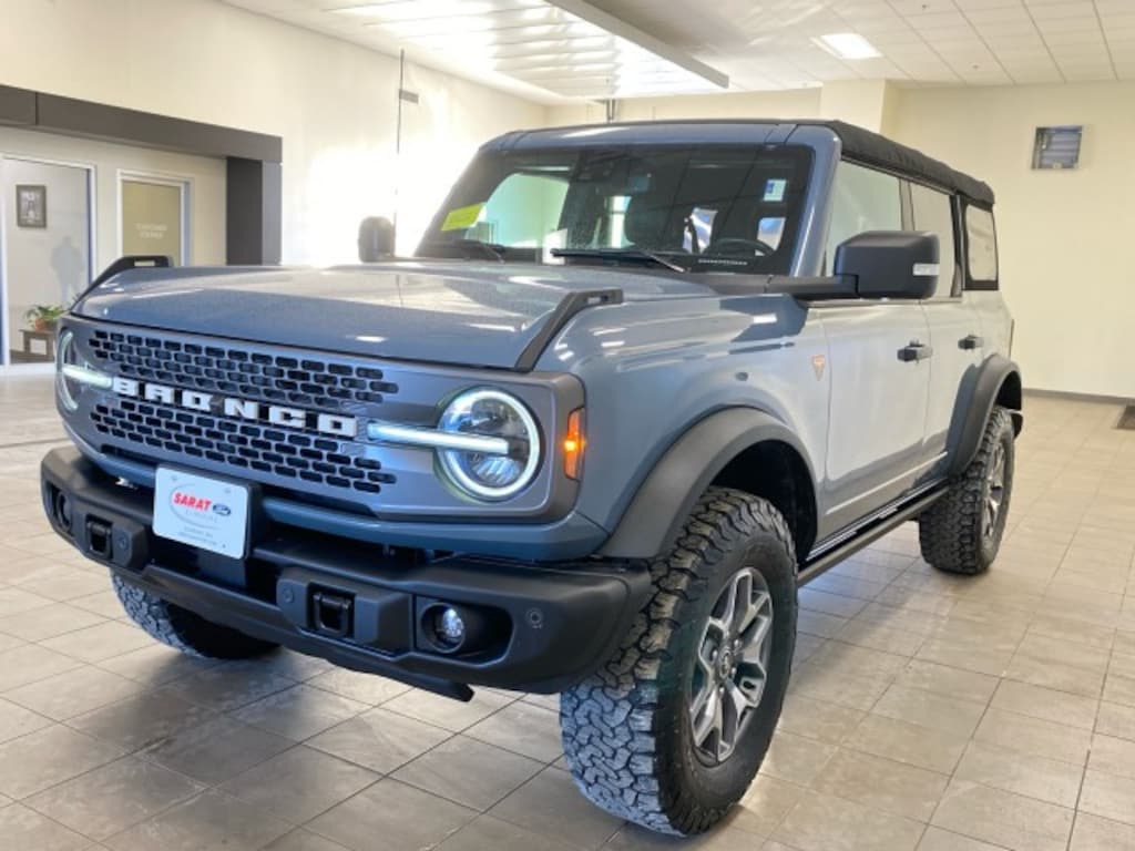 Used 2023 Ford Bronco Badlands SUV
