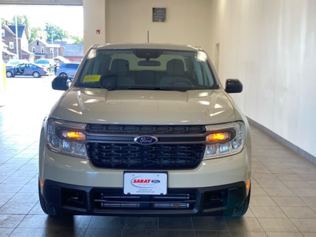 Used 2024 Ford Maverick XLT Pickup Truck