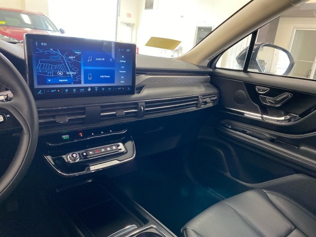 2025 Lincoln Corsair Grand Touring - Photo 12