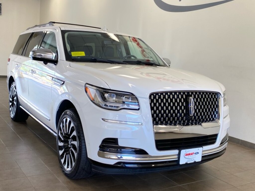 Used 2022 Lincoln Navigator 2022 Lincoln Navigator Black Label 4DR SUV 122.5