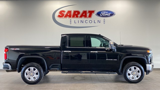2022 Chevrolet Silverado HD LTZ 4WD Crew Cab Standard Box's photo