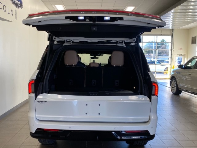 2025 Lincoln Navigator Black Label - Photo 7