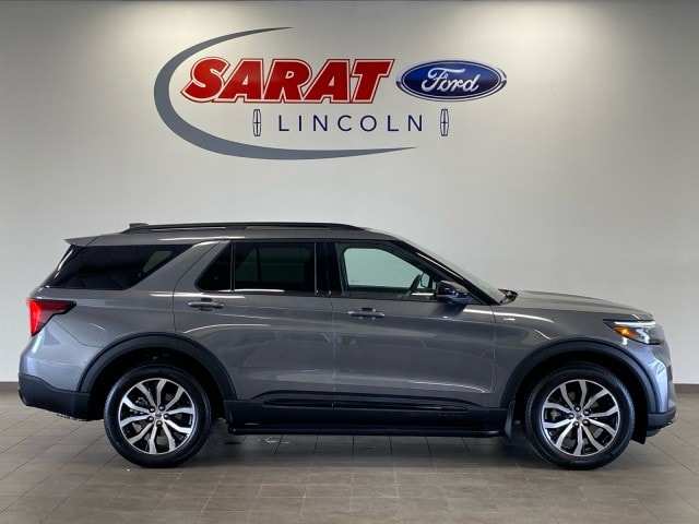 2025 Ford Explorer ST-LINE 4WD (PL535)'s photo