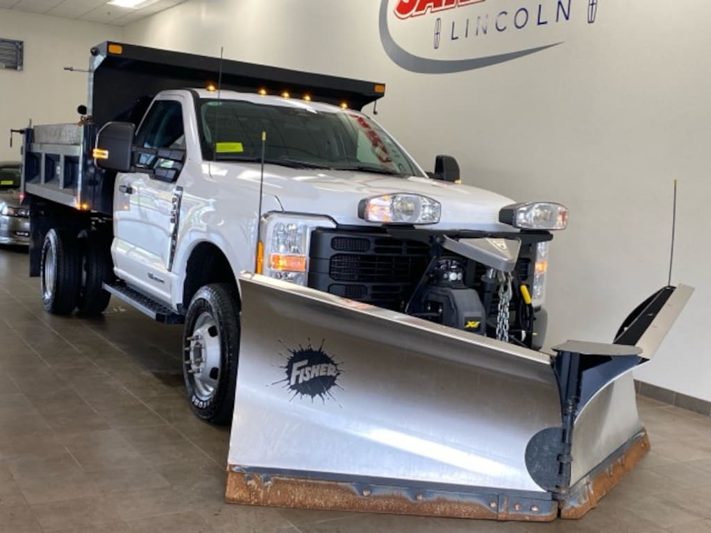 Used 2024 Ford Super Duty F-350 DRW 2024 Ford F-350 Chassis XL REG. CAB DRW 2DR 145 W