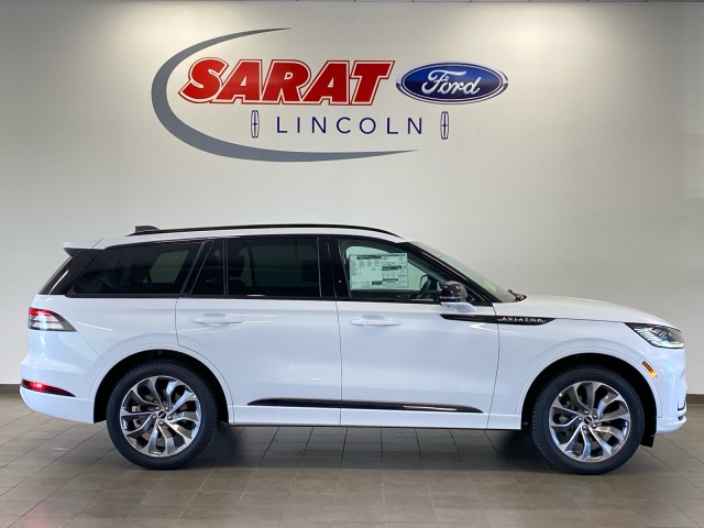2026 Lincoln Aviator Premiere AWD's photo