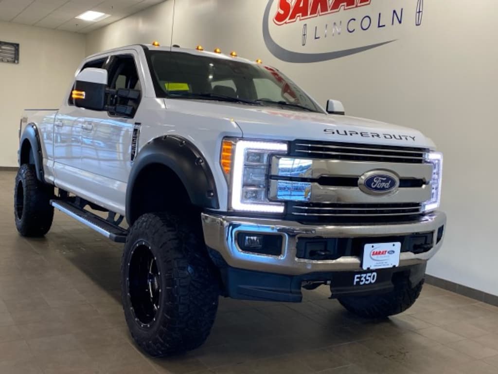 Used 2018 Ford Super Duty F-350 SRW Lariat Pickup Truck