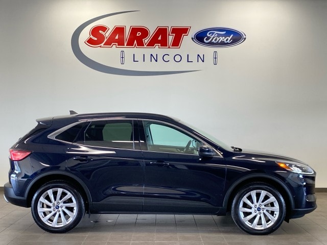 2021 Ford Escape Titanium AWD's photo