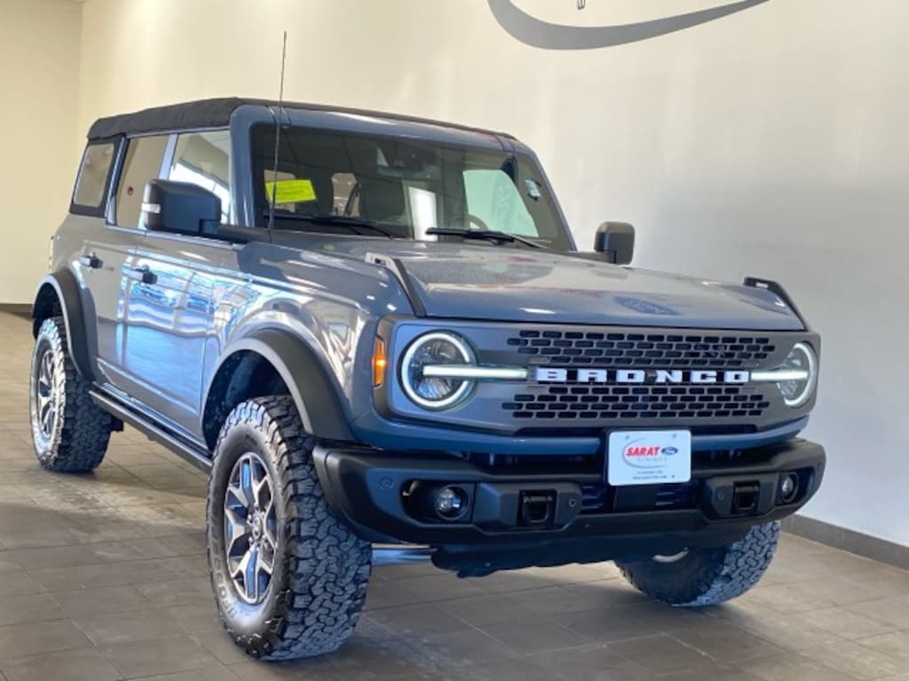 Used 2023 Ford Bronco Badlands SUV