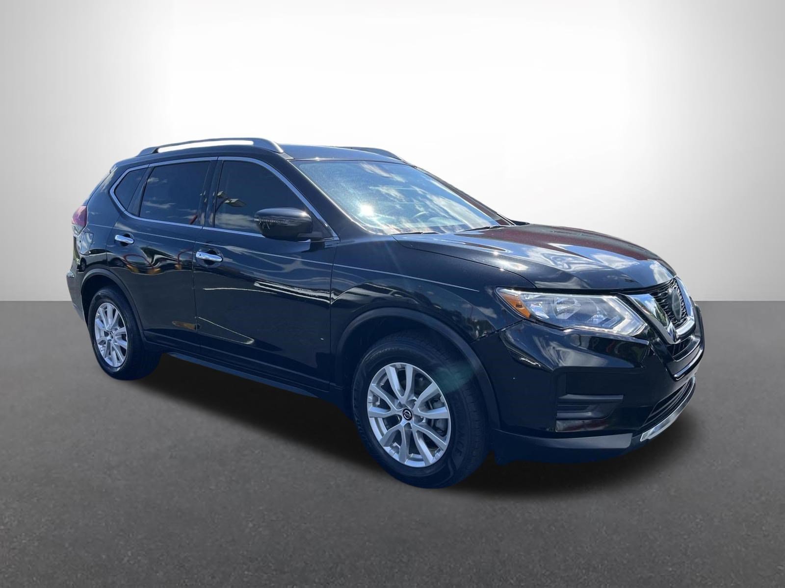  Nissan Rogue