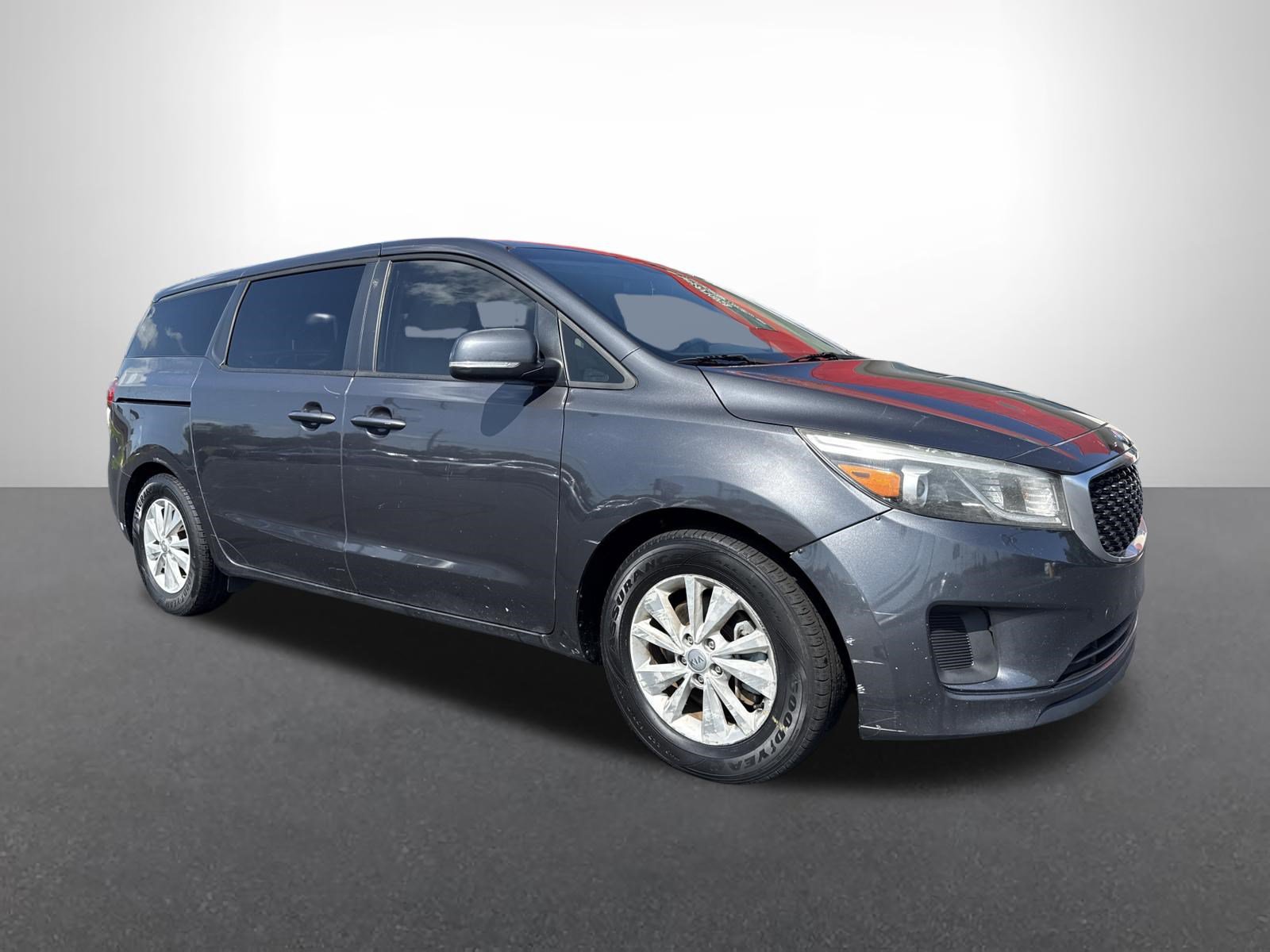 Used 2017 Kia Sedona LX Van Passenger Van