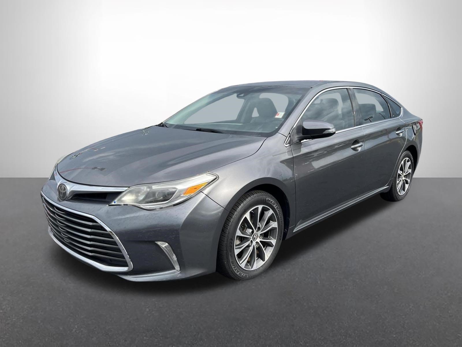 Used 2017 Toyota Avalon XLE Sedan