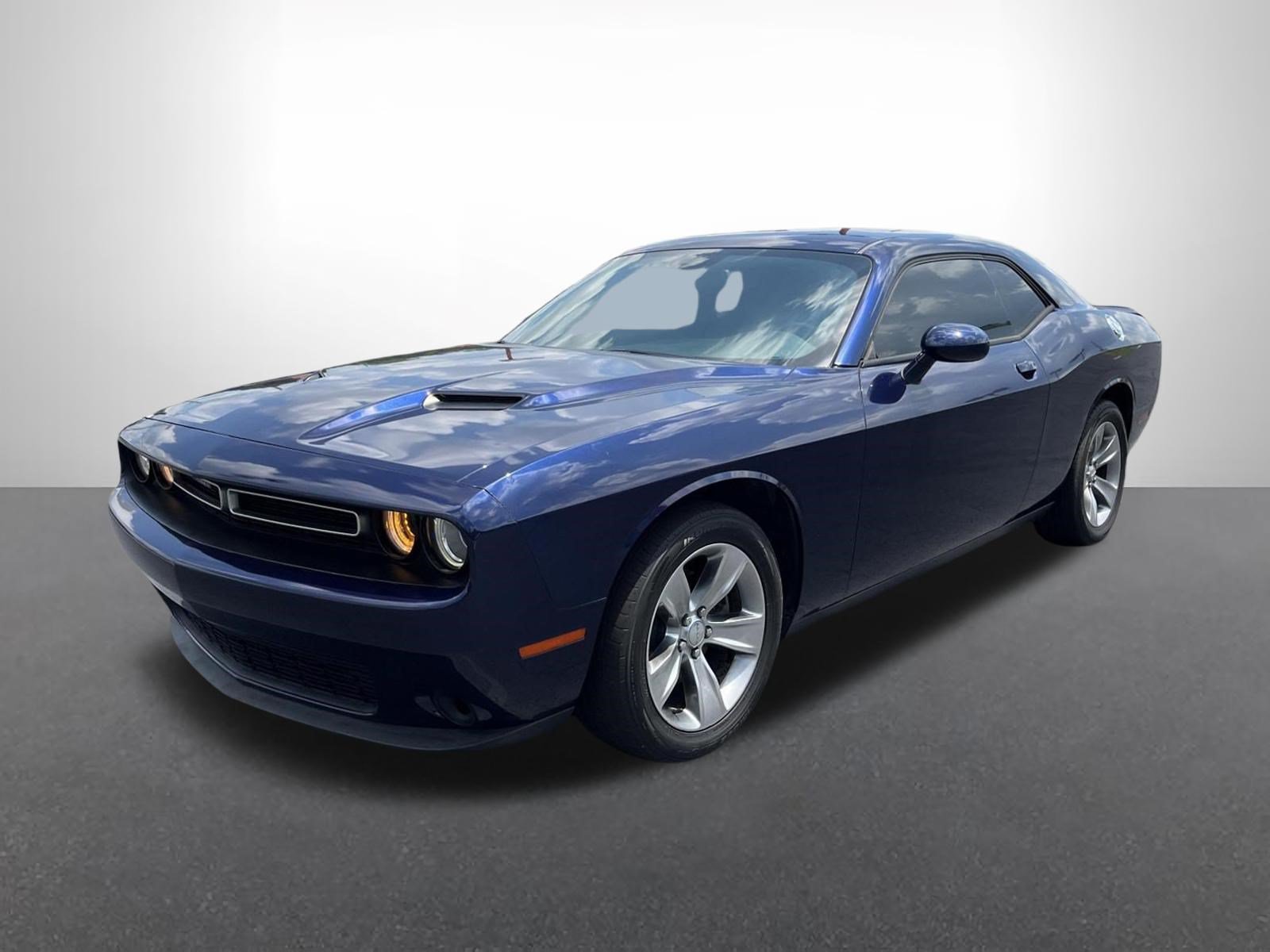 Used 2017 Dodge Challenger SXT Coupe