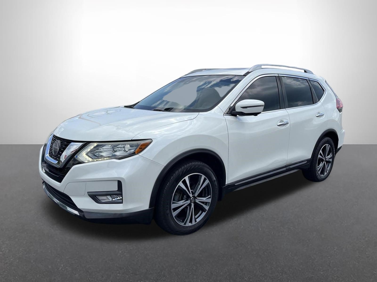 Used 2018 Nissan Rogue SL SUV