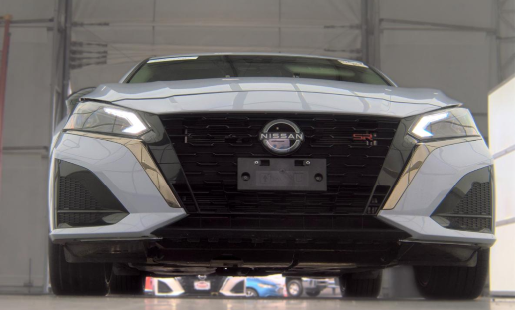 Used 2025 Nissan Altima 2.5 SR Sedan