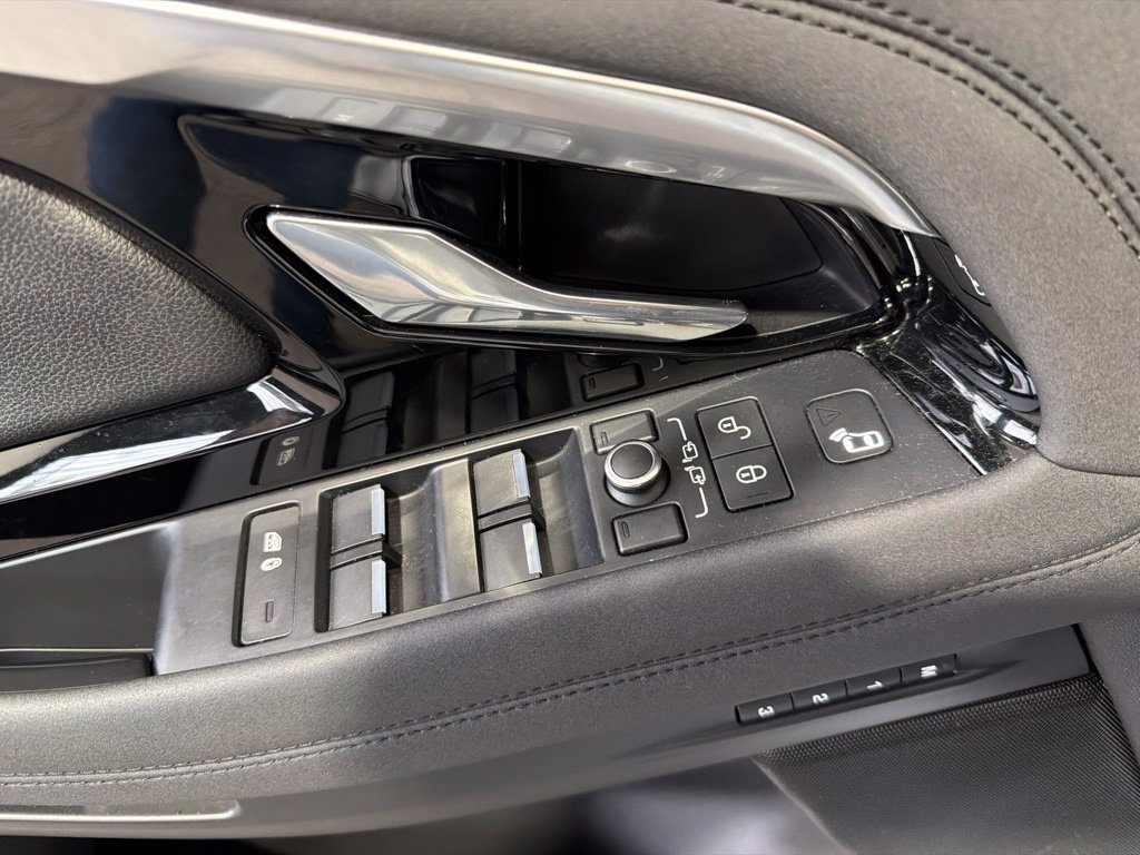 2020 Land Rover Range Rover Evoque SE - Photo 18