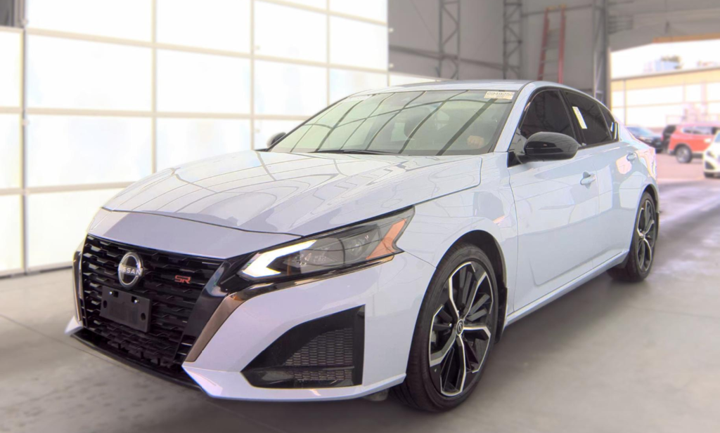 Used 2025 Nissan Altima 2.5 SR Sedan