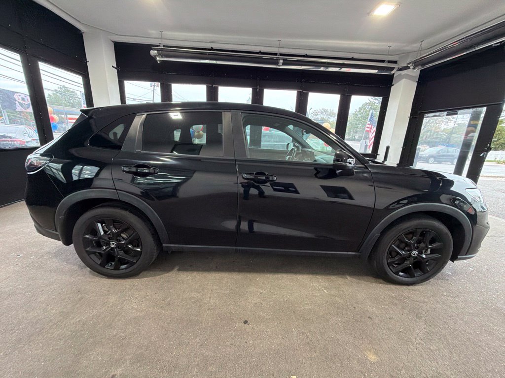 Used 2025 Honda HR-V Sport SUV
