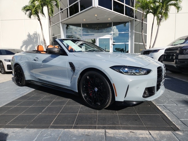 2023 BMW M4 Convertible Base's photo