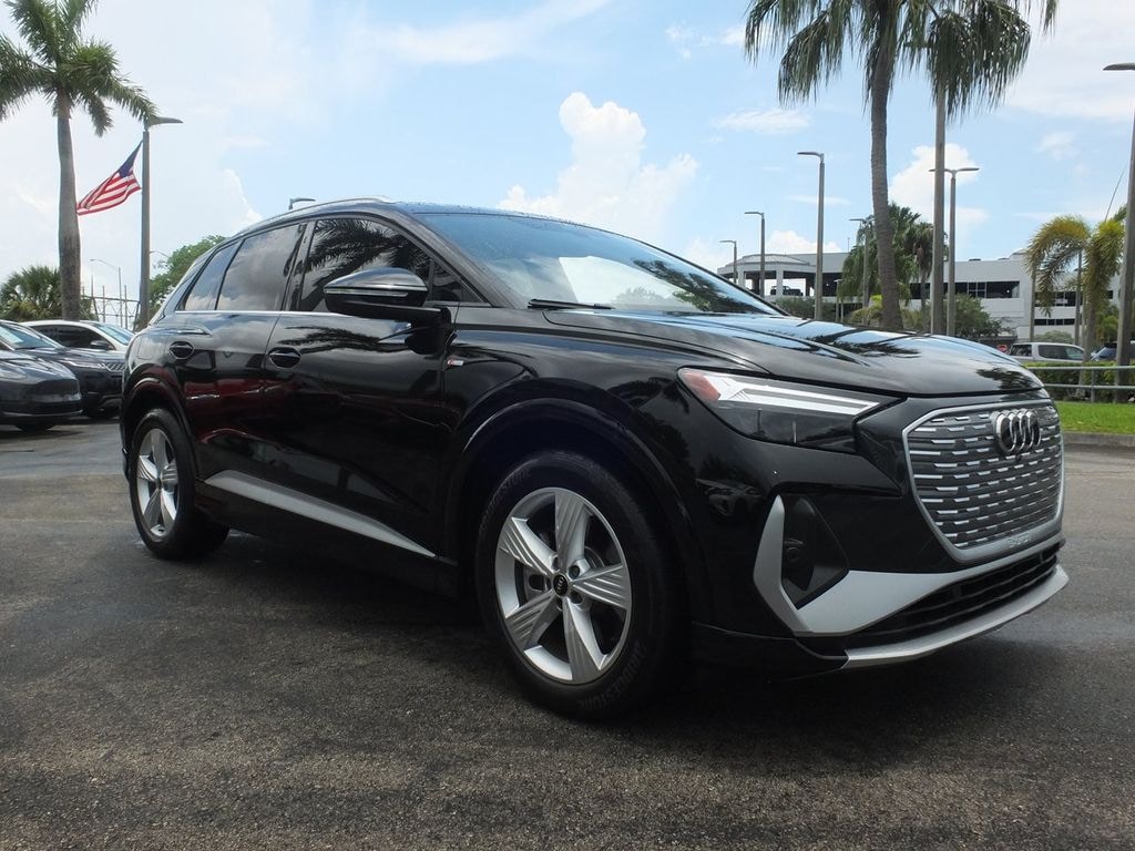 Used 2024 Audi Q4 e-tron Premium SUV