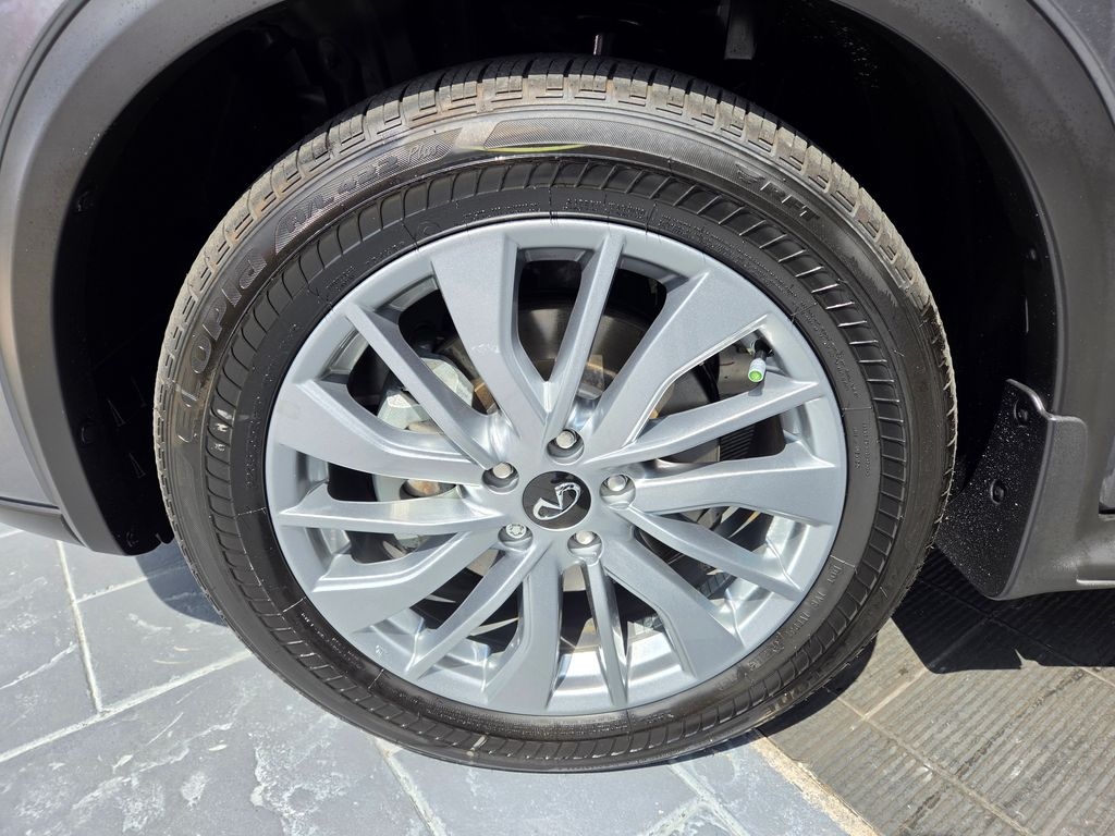 Certified 2025 INFINITI QX50 Luxe SUV