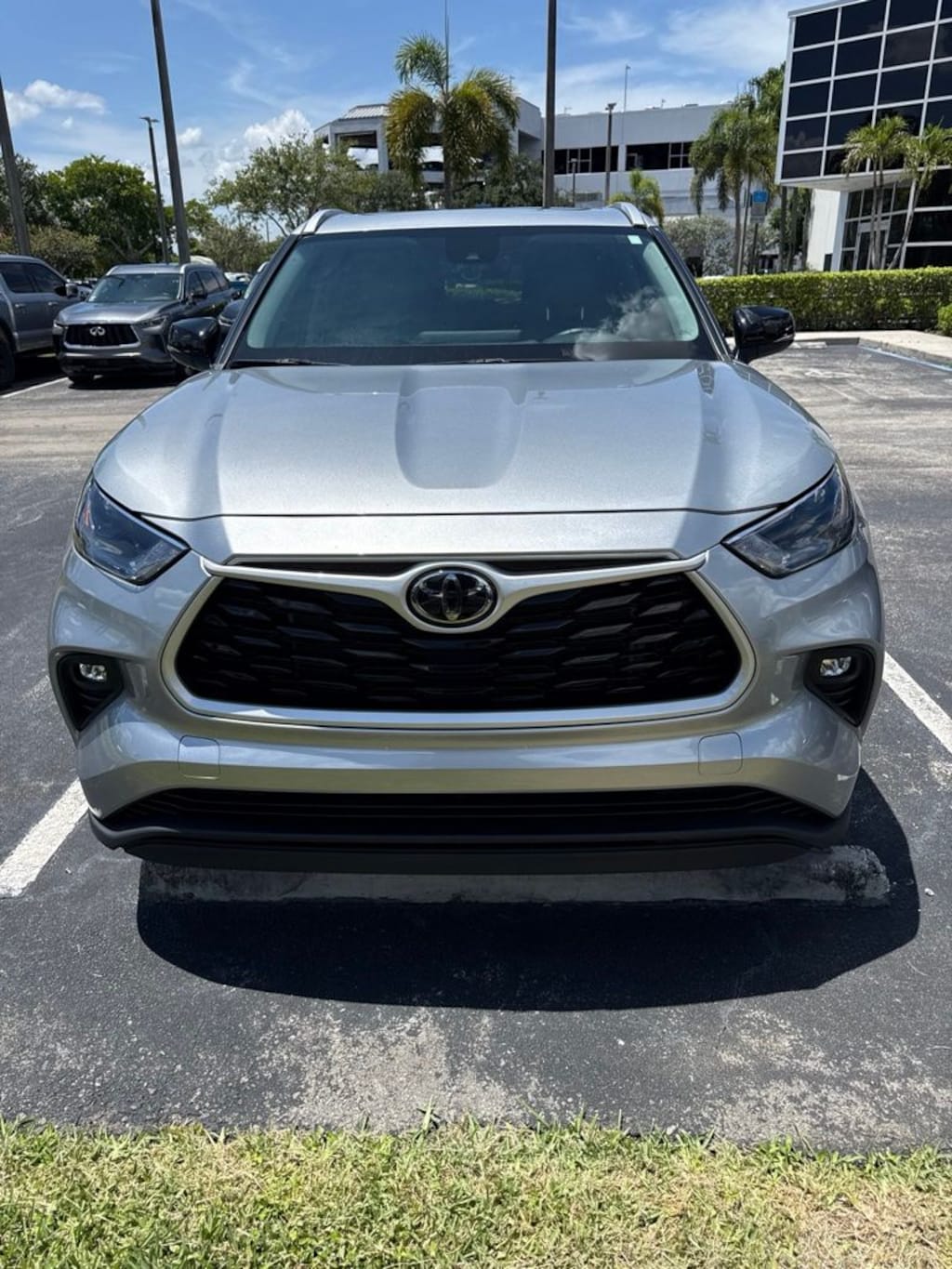 Used 2023 Toyota Highlander XLE SUV