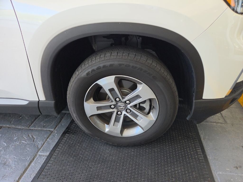 Used 2025 Honda Pilot EX-L+ SUV