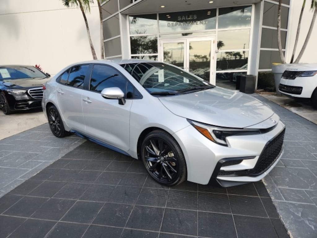 Used 2023 Toyota Corolla SE Sedan