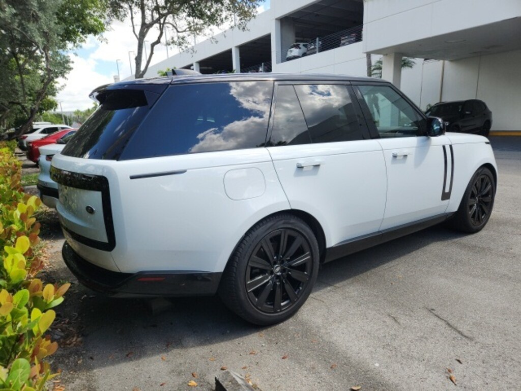 Used 2023 Land Rover Range Rover SE SUV