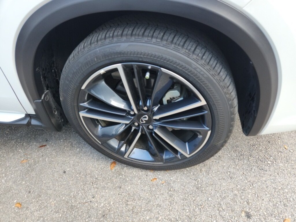 Used 2025 INFINITI QX55 Essential SUV