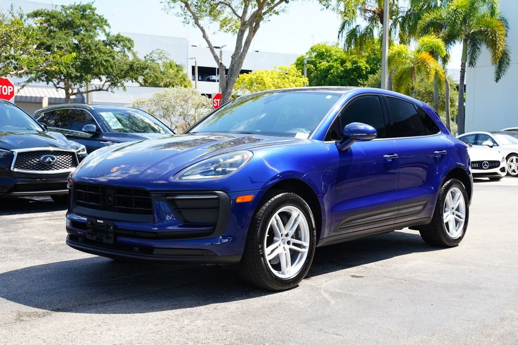 Used 2024 Porsche Macan Base SUV