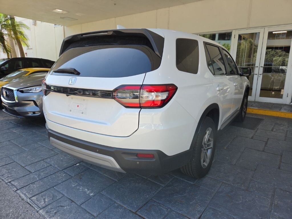 Used 2025 Honda Pilot EX-L+ SUV