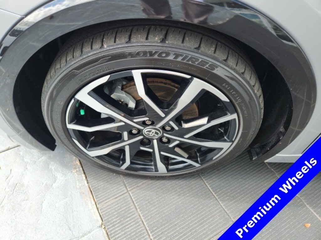 Used 2023 Toyota Prius Prime XSE Hatchback