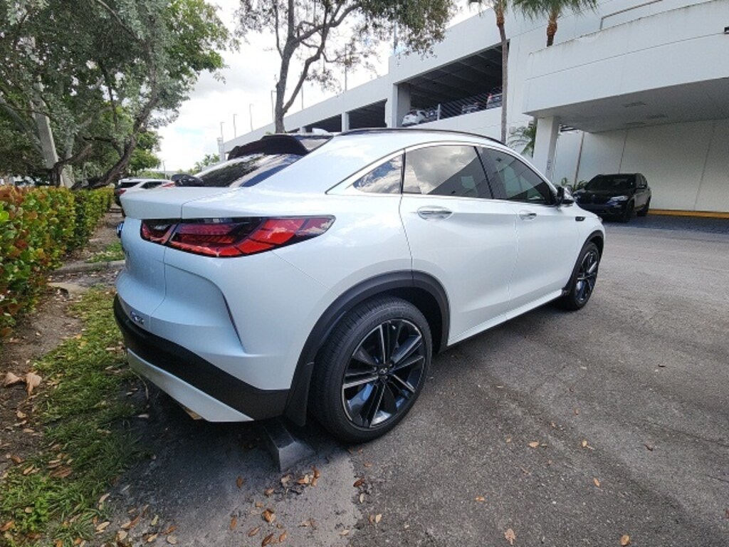 Used 2025 INFINITI QX55 Essential SUV