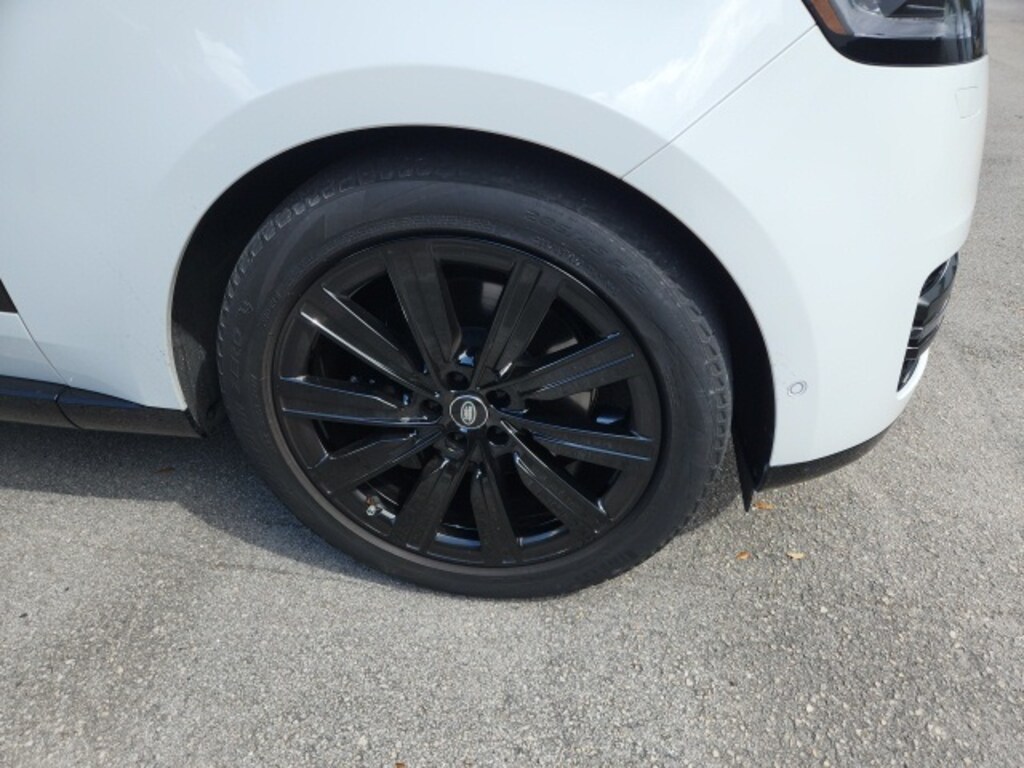 Used 2023 Land Rover Range Rover SE SUV