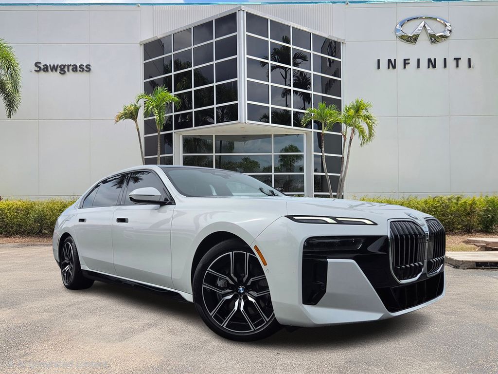 2024 BMW 7 Series 760i