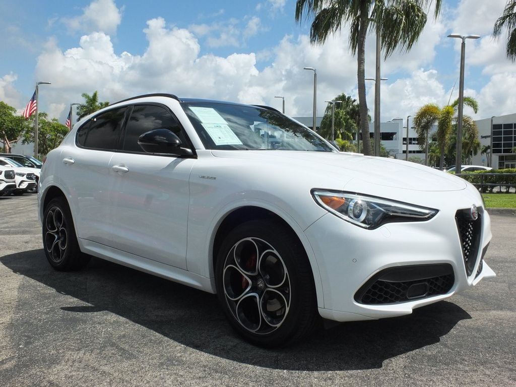 Used 2023 Alfa Romeo Stelvio Veloce SUV