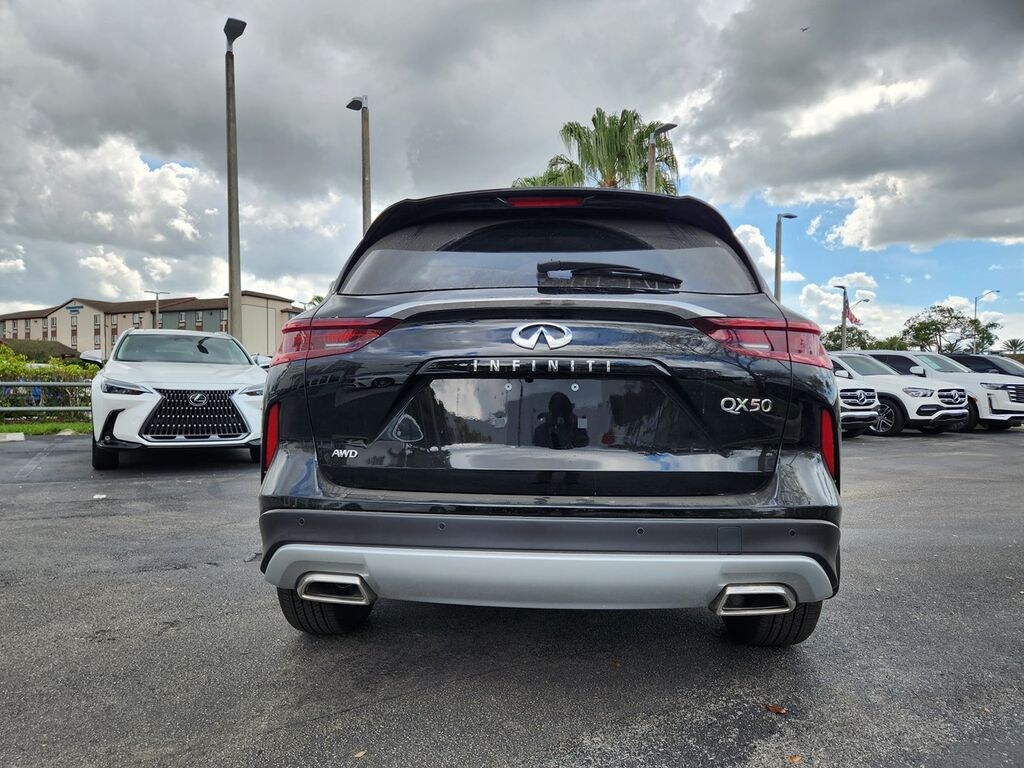 Certified 2025 INFINITI QX50 Luxe SUV