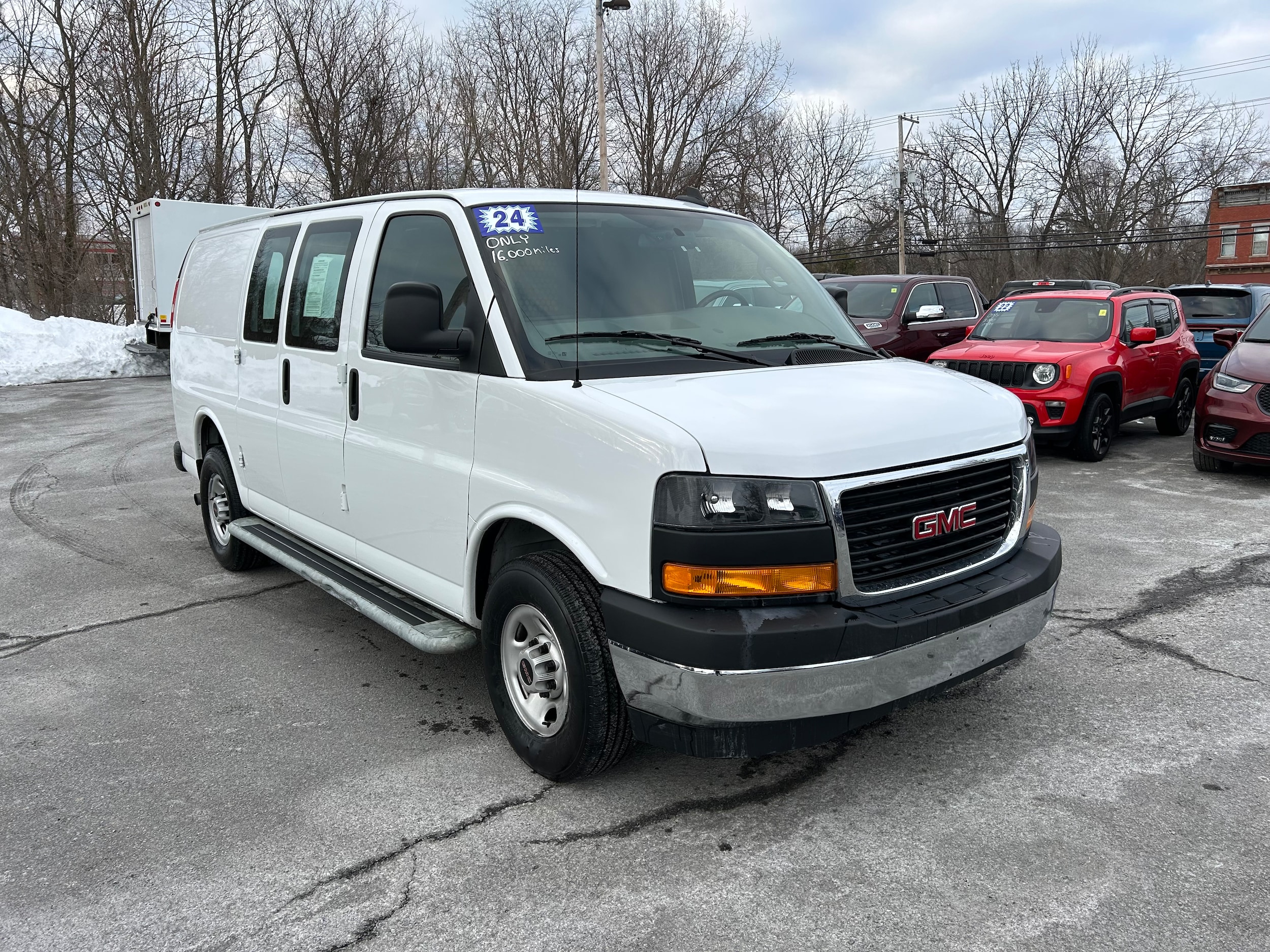 2024 GMC Savana 2500's photo