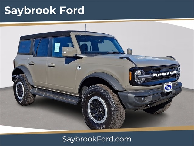 2025 Ford Bronco 4-Door Outer Banks's photo