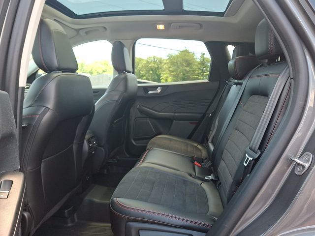 2022 Ford Escape SEL - Photo 11