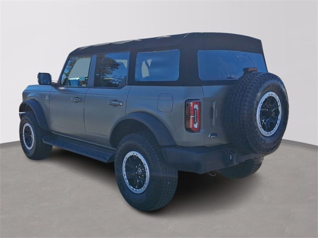 New 2025 Ford Bronco Outer Banks SUV