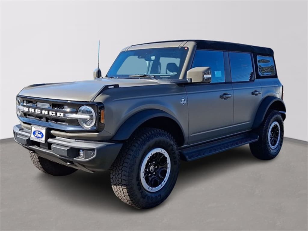New 2025 Ford Bronco Outer Banks SUV