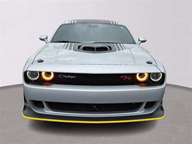 2022 Dodge Challenger R/T Scat Pack photo 2