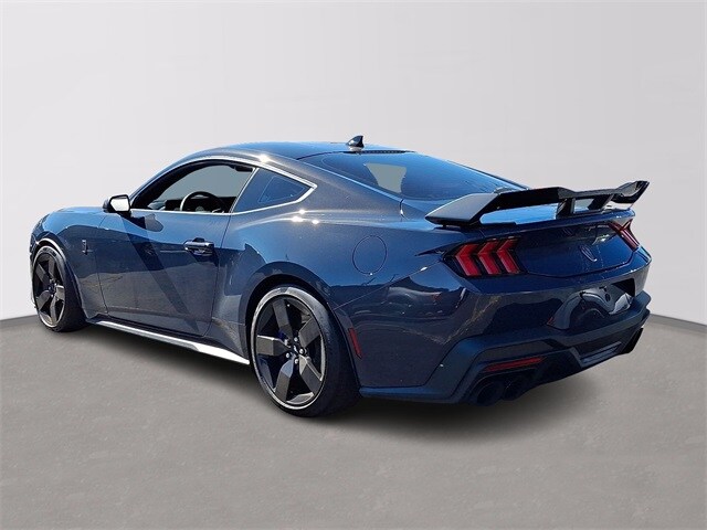 2024 Ford Mustang Dark Horse photo 4