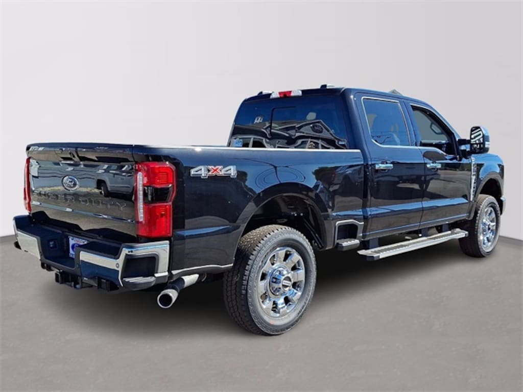 New 2026 Ford F-250 Lariat Truck Crew Cab