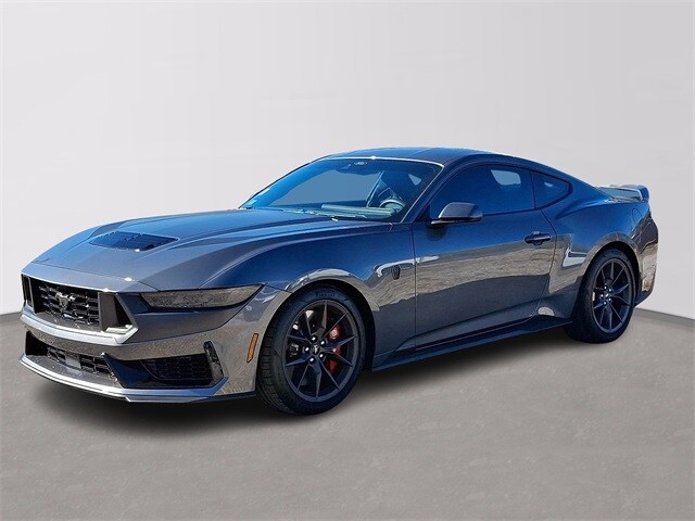 2025 Ford Mustang Dark Horse photo 3