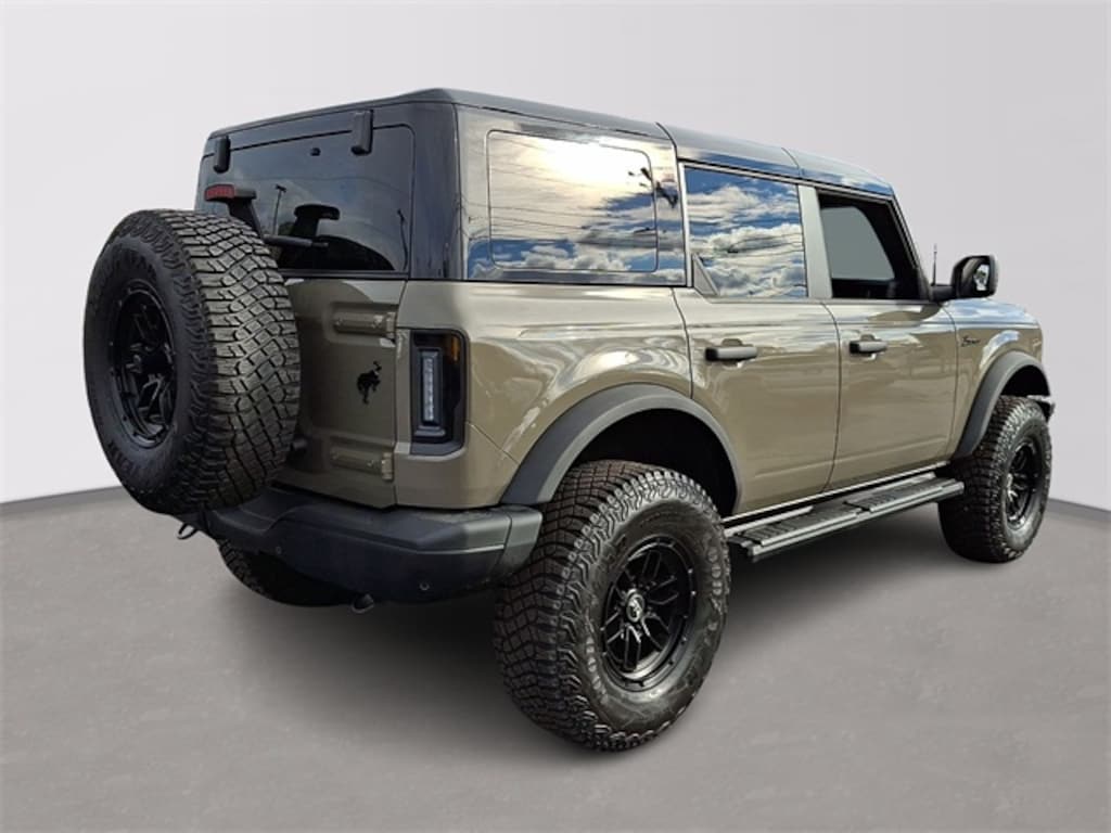 New 2025 Ford Bronco Badlands SUV