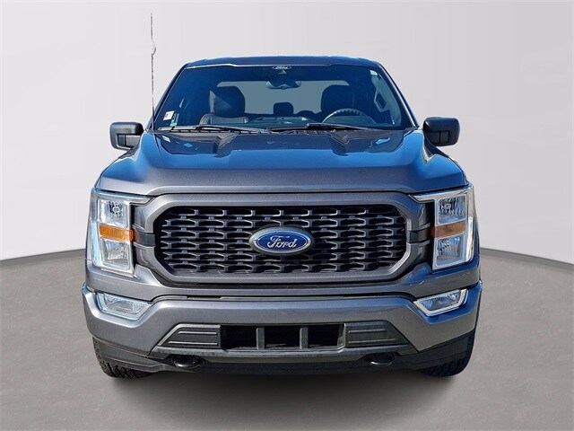 2022 Ford F-150 XL photo 2
