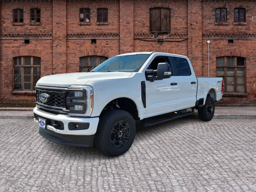 New 2026 Ford F-250 XL Truck Crew Cab