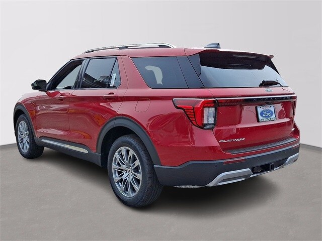 2025 Ford Explorer Platinum photo 3